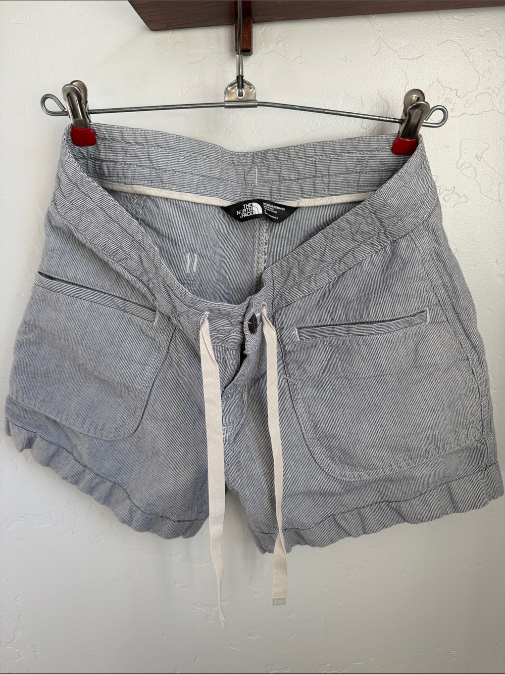 The North Face Women's Blue & White Stripe Linen Drawstring Shorts Size 4